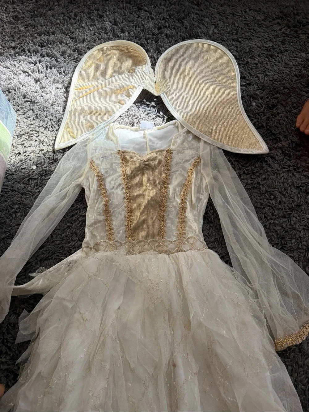 Spirit Divine Angel Costume - White and Gold Trim